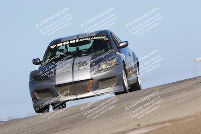 media/Oct-26-2025-CalClub SCCA (Sun) [[8ce1e69566]]/Group 2/Grapevine/